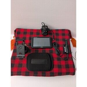 Magellan RoadMate 5235T-LM Automotive GPS bundle V47